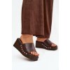 Dámske papuče na platforme so zlatými sponami hnedé arionne / 78-200 COFFEE (Veľkosť 36)