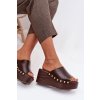 Dámske papuče na platforme a platforme so zlatými knoflíky čokoládovo hnedé farinelle / DM486 BROWN (Veľkosť 36)