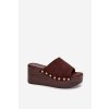 Dámske Sandále na platforme so zlatými přezkami z eko semišu hnedé helivina / DM487 BROWN (Veľkosť 36)