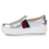 Strieborné tenisky slip on na platforme 