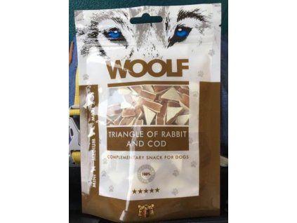 6333 pamlsok woolf dog rabbit and cod triangle 100 g