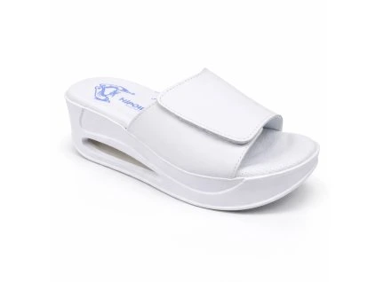 ChatGPT Image 24. 3. 2026, 20 39 27