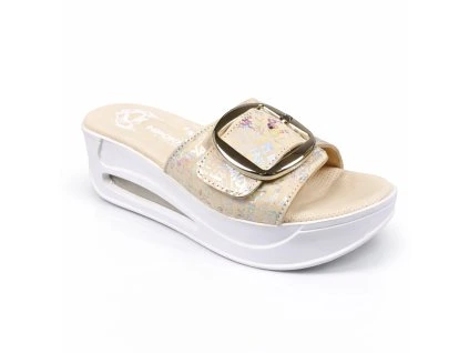 ChatGPT Image 24. 3. 2026, 20 44 04