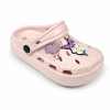 ChatGPT Image 24. 5. 2026, 20 18 04 crocs pink