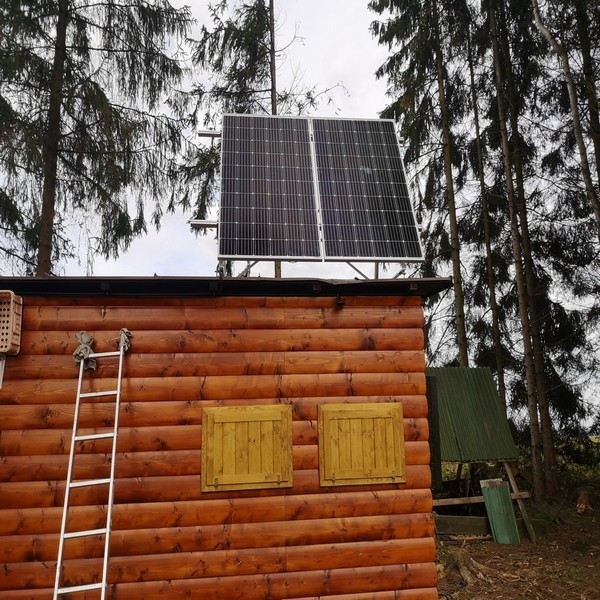 Fotovoltická elektráreň - chata