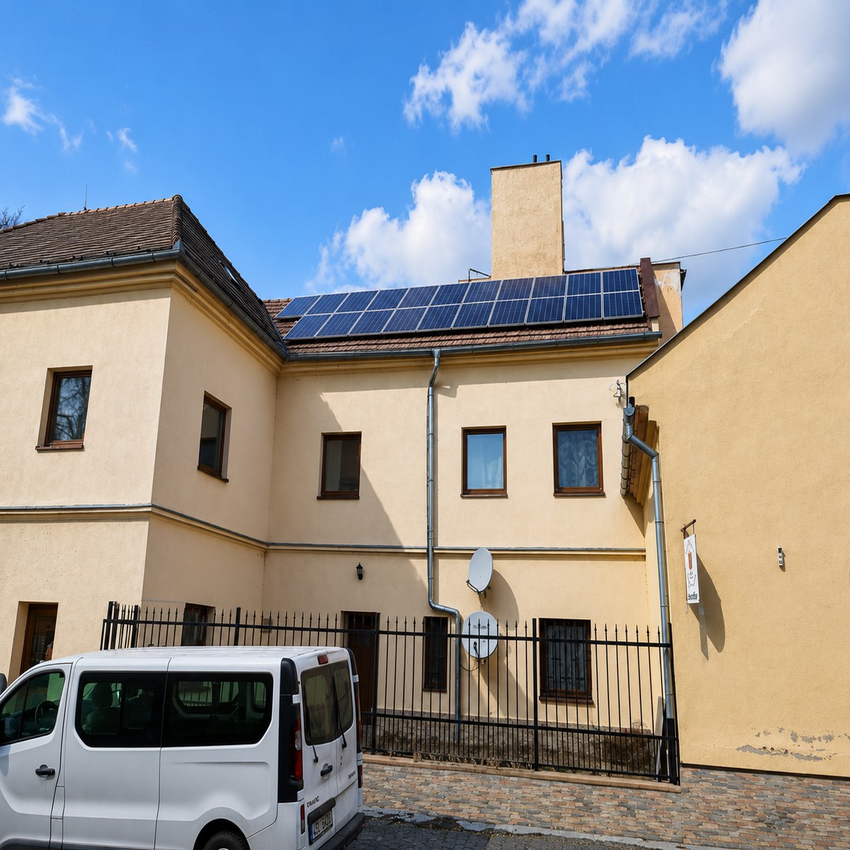 Fotovoltická elektráreň - firemný objekt