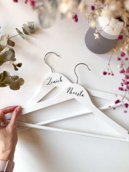 Svatební ramínko pro nevěstu a ženicha