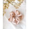 Látková gumička scrunchie s vlastním jménem