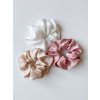 Látková gumička scrunchie s vlastním jménem