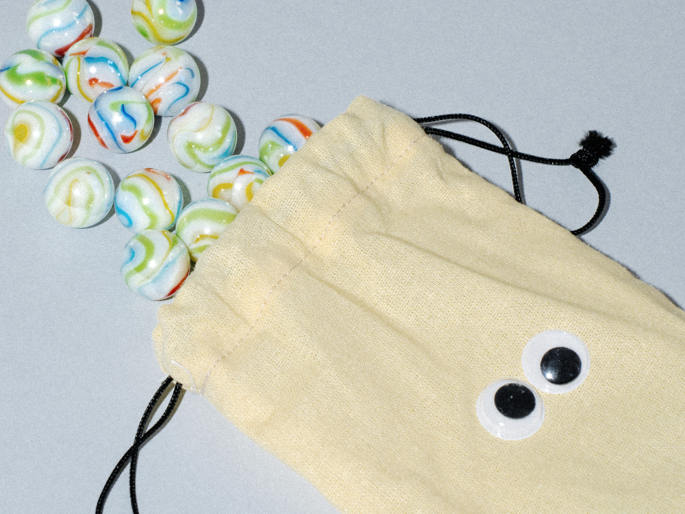 Pestrobarevná Praha: Oslavte festival Prague Pride s limitovanou edicí Duhových cvrnkacích kuliček