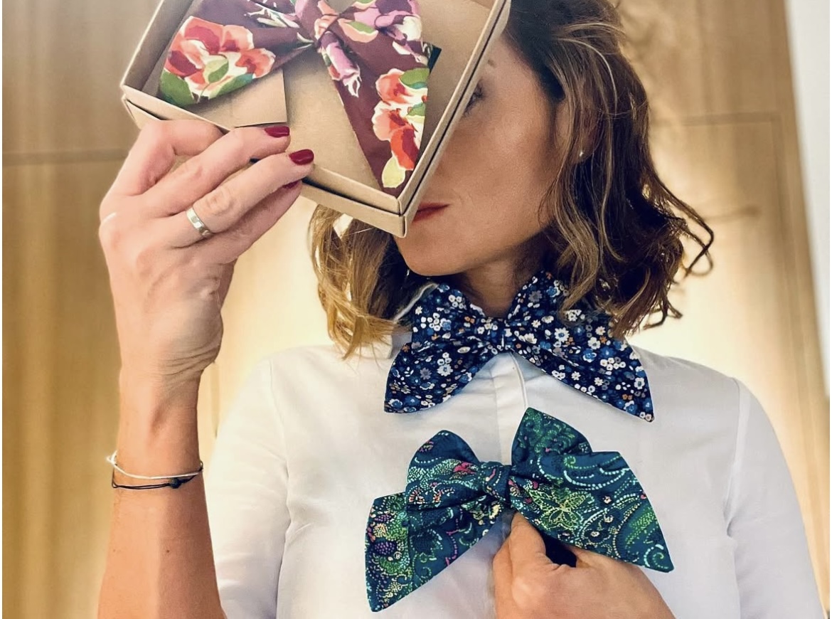 Elegantní dámské kravaty