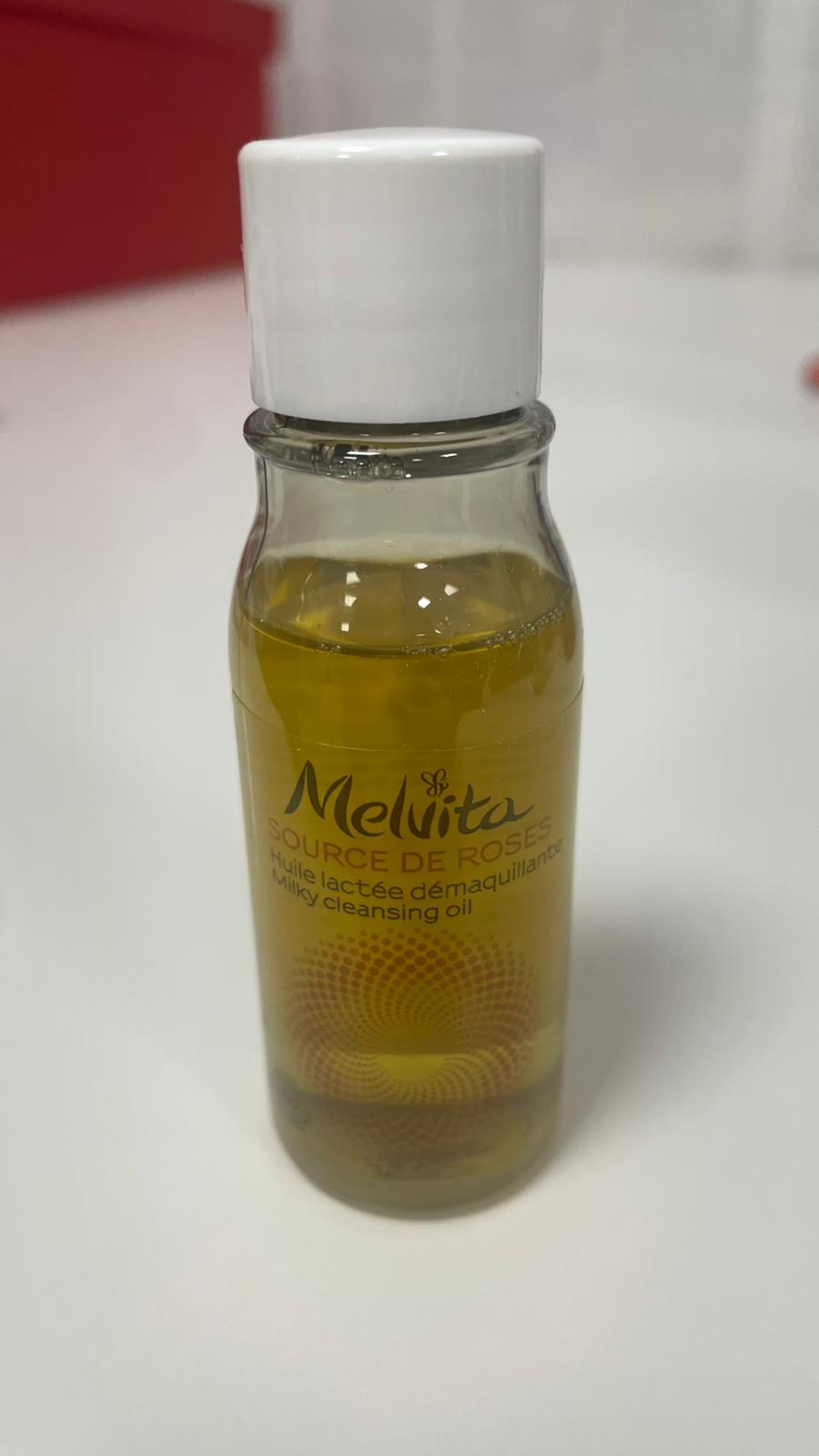 Melvita Mliečny čistiaci olej, mini cestovná verzia, 30ml