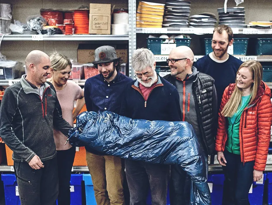 Rab_Carrington_perove_spaci_pytle