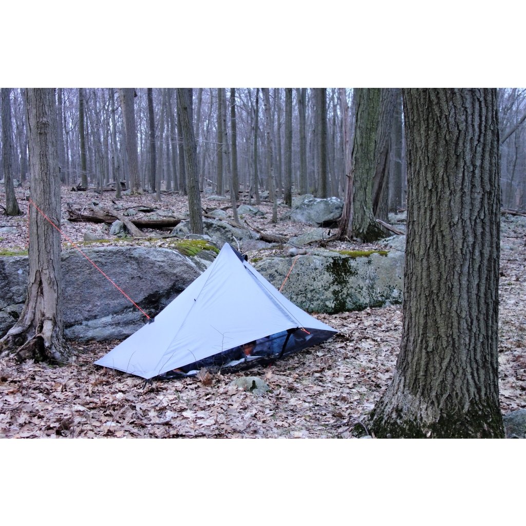 Jednoplášťový tarp Six Moon Designs Deschutes Plus - Nalehko Jednoplášťový tarp Six Moon Designs Deschutes Plus - Nalehko