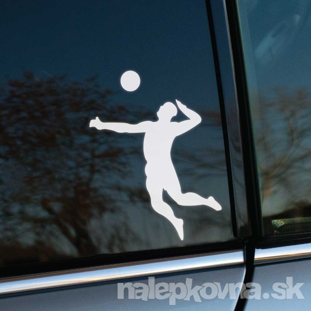 Plotrovaná nálepka na auto so siluetou volejbalistu pri smeči, určená pre fanúšikov volejbalu a športu.