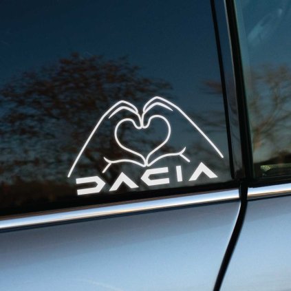 Nálepka na auto značky Dacia zobrazuje dve ruky formujúce tvar srdca, umiestnená na bočnom okne vozidla. Tento kreatívny dizajn pridáva osobný dotyk a štýl vášmu automobilu. Perfektné pre milovníkov Dacie, ktorí chcú vyjadriť svoju lásku k tejto značke. Nálepky na auto Dacia sú ideálnym spôsobom, ako prispôsobiť vzhľad vášho vozidla a zvýšiť jeho atraktivitu.