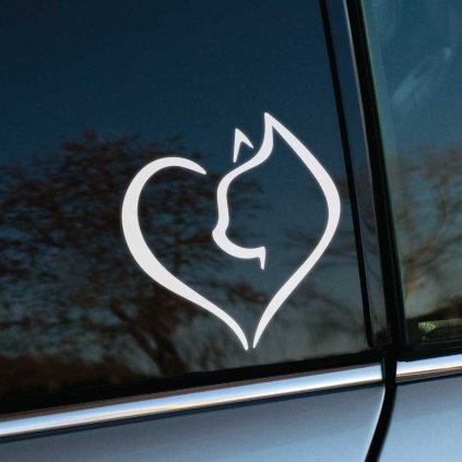 Plotrovaná nálepka na auto s minimalistickým obrysom mačky v tvare srdca, ideálna pre milovníkov mačiek.