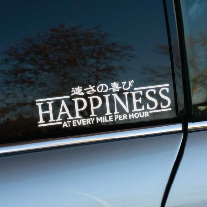 Plotrovaná nálepka s textom „HAPPINESS At Every Mile Per Hour“ a japonskými znakmi. Elegantná nálepka na auto pre milovníkov rýchlej jazdy.