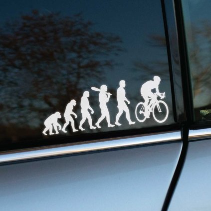 Plotrovaná nálepka s evolučnou siluetou vrcholiacou cestným cyklistom v predklone na bicykli ako dynamický motív pre fanúšikov cyklistiky.
