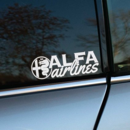 Plotrovaná nálepka s kruhovým logom značky Alfa Romeo, ktoré dopĺňa veľký štýlový nápis ALFA Airlines v dvoch riadkoch.