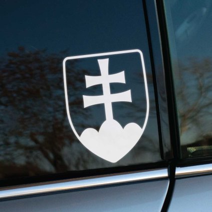 Plotrovaná nálepka štátny znak Slovenska s dvojkrížom na troch vrchoch v štíte, minimalistický symbol pre nálepka na auto