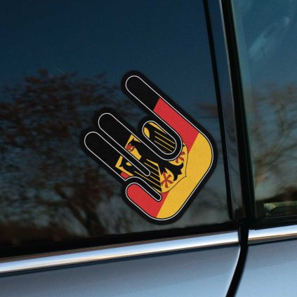 Tlačená nálepka v tvare ruky s motívom nemeckej vlajky a erbom. Ideálna ako štýlová nálepka na auto s vlasteneckým dizajnom.