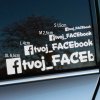 Plotrovaná nálepka na auto s Facebook logom a menom účtu, dostupná vo veľkostiach S, M, L a XL – praktický spôsob, ako zviditeľniť svoj profil.