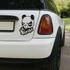Plotrovaná nálepka Hi Panda so zúrivým pandím výrazom a graffiti nápisom, vhodná pre výrazný a drzý štýl.