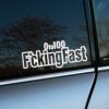 Biela nálepka na bočnom okne auta s výrazným textom „0 to 100 F*cking Fast“ je určená pre vodičov, ktorí chcú svojmu autu pridať nádych drzosti a sebavedomia. Nálepka jasne komunikuje, že toto vozidlo dosahuje vysoké rýchlosti v rekordnom čase. Jednoduchý, ale výrazný dizajn s cenzurovaným slovom dodáva nálepke vtipný a zároveň provokatívny charakter, ktorý určite upúta pozornosť na cestách. Perfektný doplnok pre automobilových nadšencov, ktorí sa radi pochvália výkonom svojho auta.
