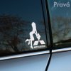 Vyrezávaná samolepka siluety ženy opierajúcej sa o logo Mitsubishi, ideálna pre pravú stranu vozidla.