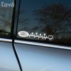 Plotrovaná nálepka Land Rover s EKG čiarou, srdcom a piestami, ideálna na ľavú stranu auta.
