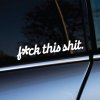 Táto provokatívna nálepka s textom „f*ck this shit.“ v jednoduchom a výraznom písme dodáva autu odvážny a nekonvenčný vzhľad. Biely text na tmavom pozadí skla vytvára ostrý kontrast, čo zabezpečuje dobrú čitateľnosť a upúta pozornosť okolia. Ideálna pre vodičov, ktorí si radi udržiavajú nadhľad a humor aj v zložitých situáciách. Táto nálepka je perfektným doplnkom pre každého, kto chce svojmu autu dodať osobitosť s dávkou rebélie a irónie.
