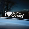 Plotrovaná nálepka s nápisom „I ❤️ FORD“ v jednofarebnom prevedení. Štýlový doplnok pre majiteľov a priaznivcov vozidiel Ford.