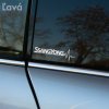 Plotrovaná nálepka s logom SsangYong prepojeným s EKG líniou, ktorá vyjadruje vášeň pre dobrodružstvo a terénnu jazdu. Variant pre ľavú stranu.
