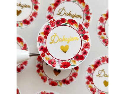 Farebné nálepky a zlaté písmo