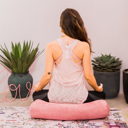 yoga bolster6 1800x1800
