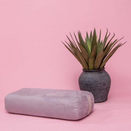 yoga bolster 3 1800x1800