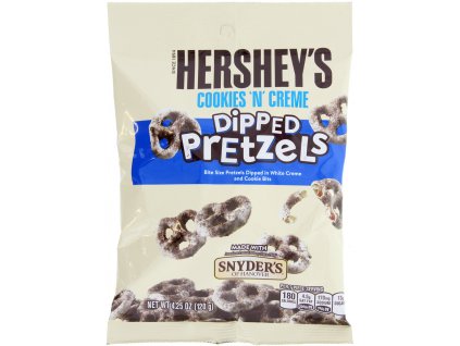 Hershey's Cookies 'n' Creme Dipped Pretzels by Snyders Pouch 120g - expirace