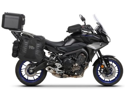 Kompletná sada sedlových brašní SHAD TERRA TR40 adventure a hliníkového kufra SHAD TERRA BLACK 55L, vrátane montážnej sady SHAD YAMAHA MT-09 Tracer / Tracer 900