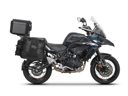 Kompletná sada bočných adventure vakov SHAD TERRA TR40 a hliníkového 55 L vrchného kufru ,vrátane montážnej sady SHAD QJMOTOR SRT550