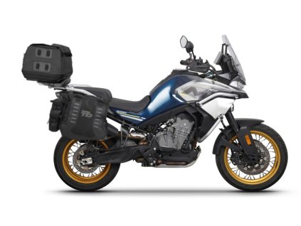 Kompletná sada adventure vakov SHAD TERRA TR40 a vrchný vak TR50 , vrátane montážnej sady SHAD CF MOTO 800MT