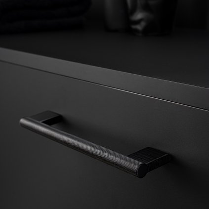 Úchytka - Viefe GRAF BIG Čierna brúsená (VAR ROZTEC 192 mm)