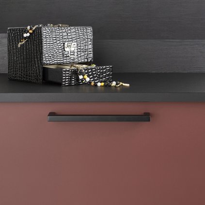 Úchytka - Marina, Čierna matná (VAR ROZTEC 736 mm)