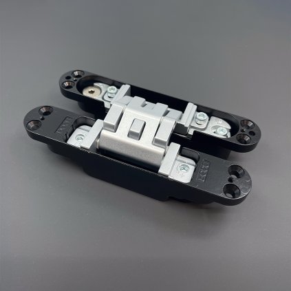 4E13AE59 98AC 440D 9093 94C04334B0F4202100 Pic 01