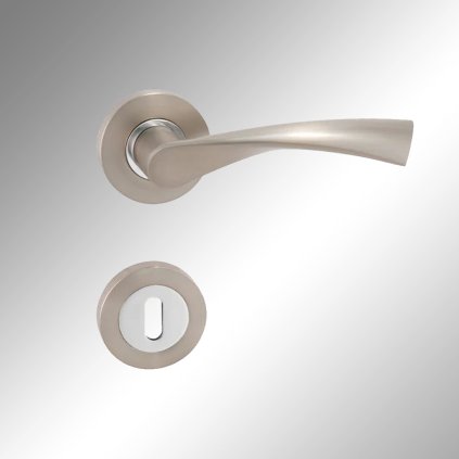 8786B839 09EB 4804 B704 293C42697079202259 Pic 01