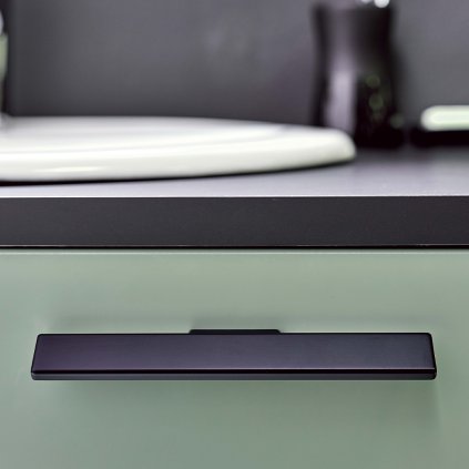 E819B2AA 5772 4B33 BEFB 9A1E70A44932T16105 Pic 01