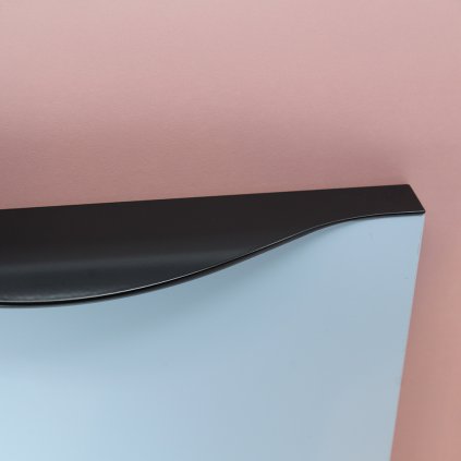 Úchytka - UA110, Čierna matná (VAR ROZTEC 446 mm)