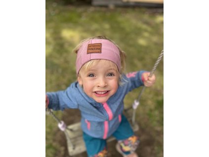 49685060 CA00 4F18 91FD 2140FCA3532E