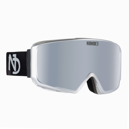 Polarized silver