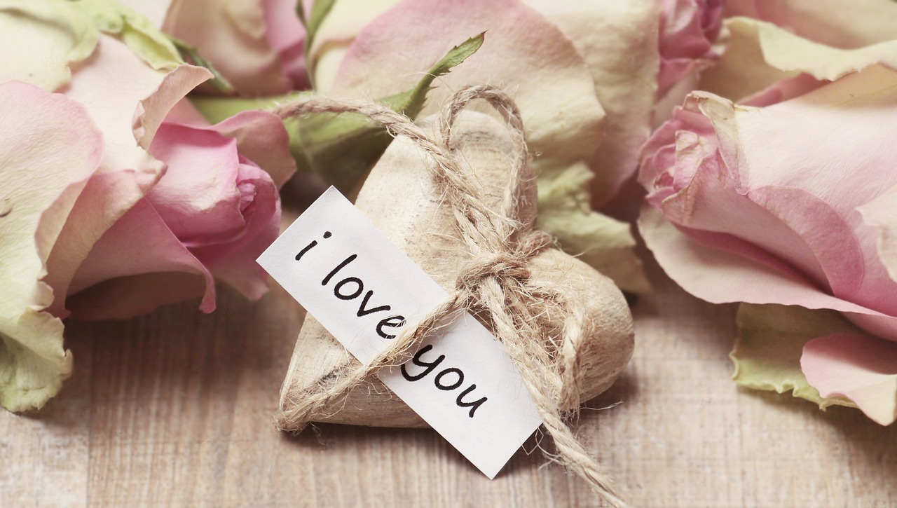 3 romantické vône na Valentína: Ruža, Jazmín, Vanilka